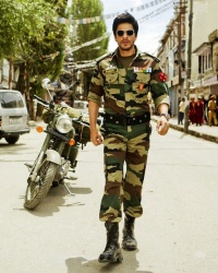 Shahrukh-khan-in-army-uniform